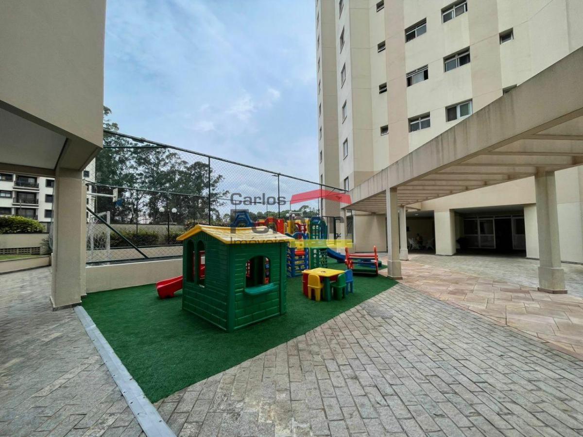 Rua Copacana com 3 quartos !