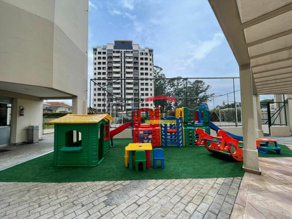 Rua Copacana com 3 quartos !