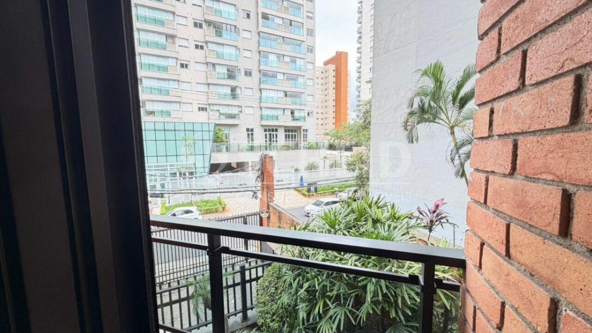 Apartamento para locação no Brooklin, com 3 quartoss e 2 vagas.