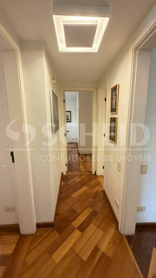 Apartamento para locação no Brooklin, com 3 quartoss e 2 vagas.