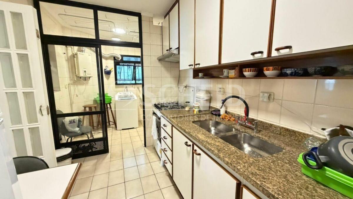 Apartamento para locação no Brooklin, com 3 quartoss e 2 vagas.