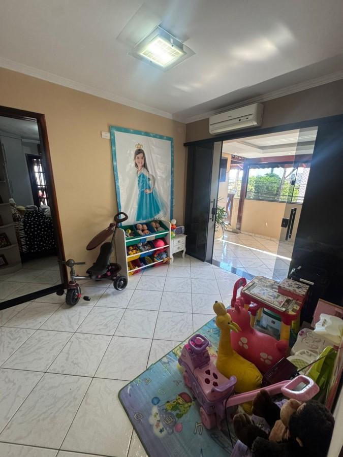 Sobrado para Venda em São Paulo, SÃO MIGUEL PAULISTA, 4 dormitórios, 2 suítes, 3 banheiros, 2 vagas