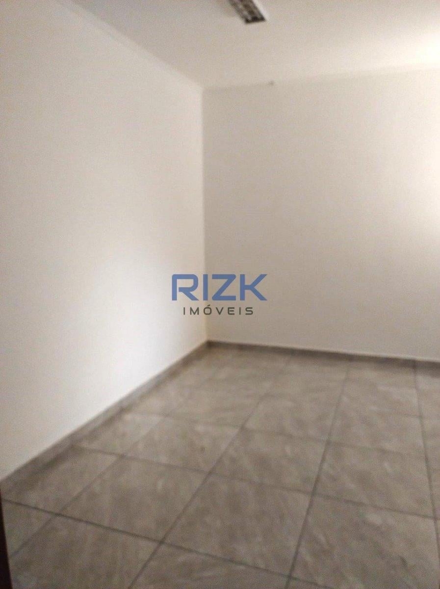 Imoveis – em Cambuci