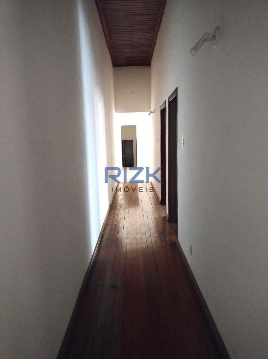 Imoveis – em Cambuci