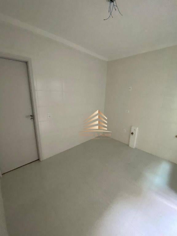 Sobrado À Venda com 3 dormitórios, 1 Suíte, 2 Vaga, – Jardim Santa Inês- São Paulo/SP