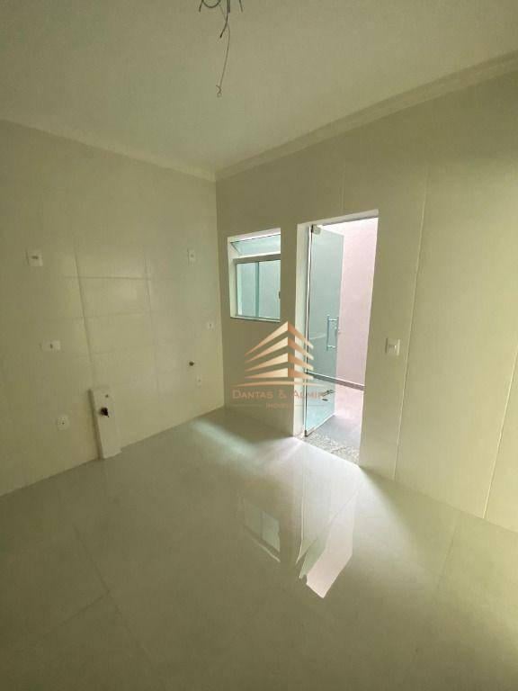 Sobrado À Venda com 3 dormitórios, 1 Suíte, 2 Vaga, – Jardim Santa Inês- São Paulo/SP