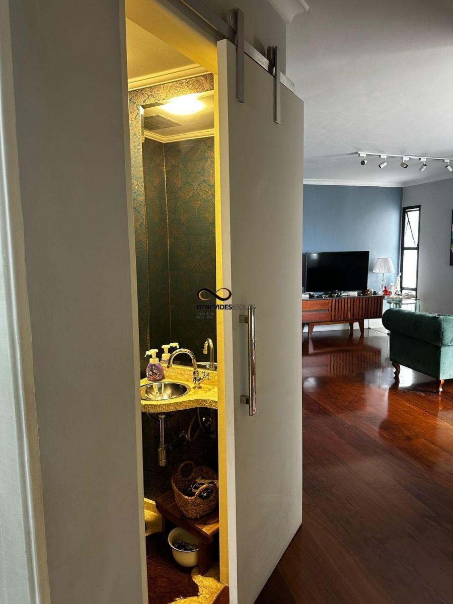 Apartamento à venda em Santana, São Paulo-SP: 3 quartos, 1 suíte, 2 salas, 2 banheiros, 2 vagas de g
