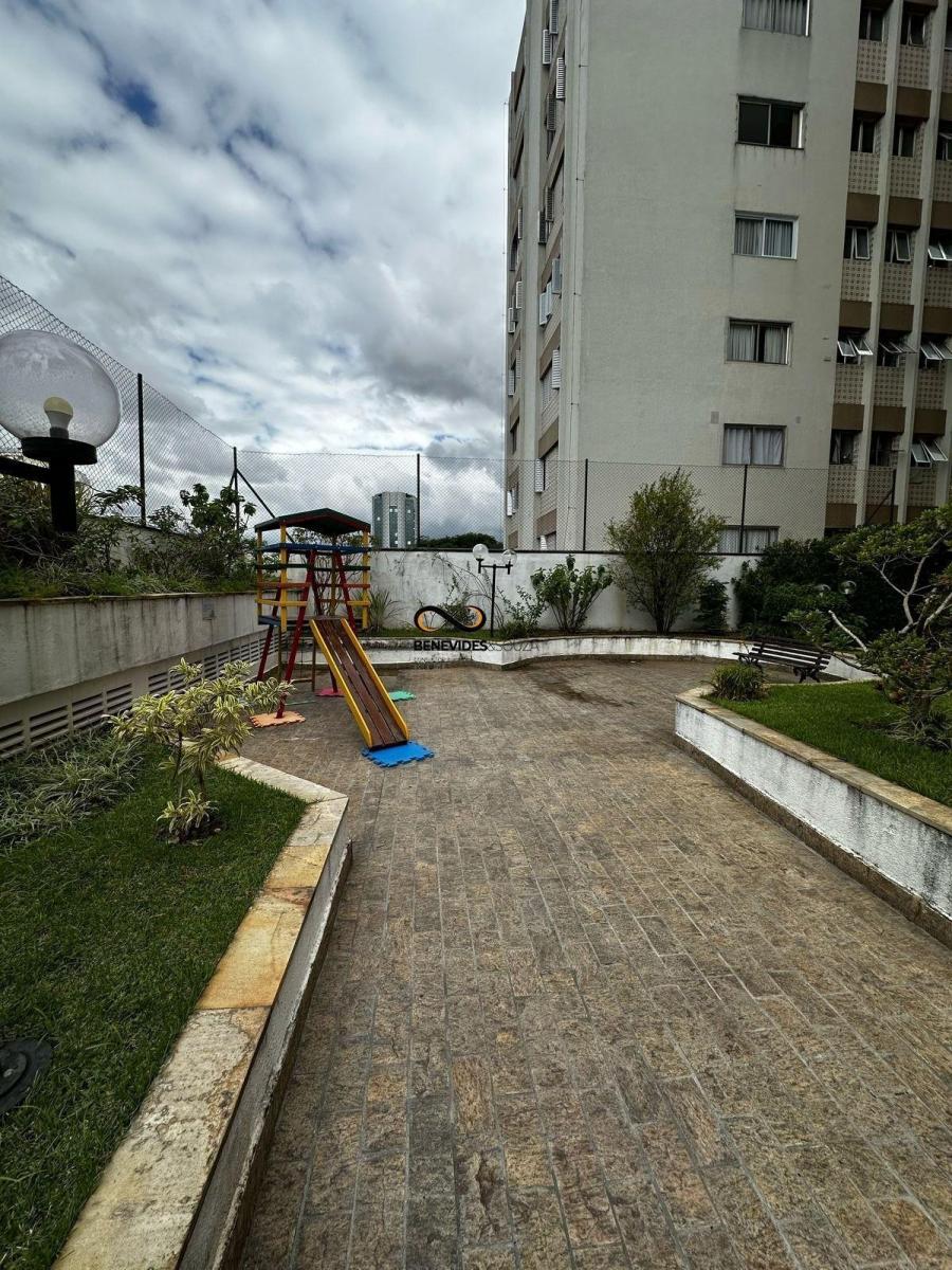 Apartamento à venda em Santana, São Paulo-SP: 3 quartos, 1 suíte, 2 salas, 2 banheiros, 2 vagas de g