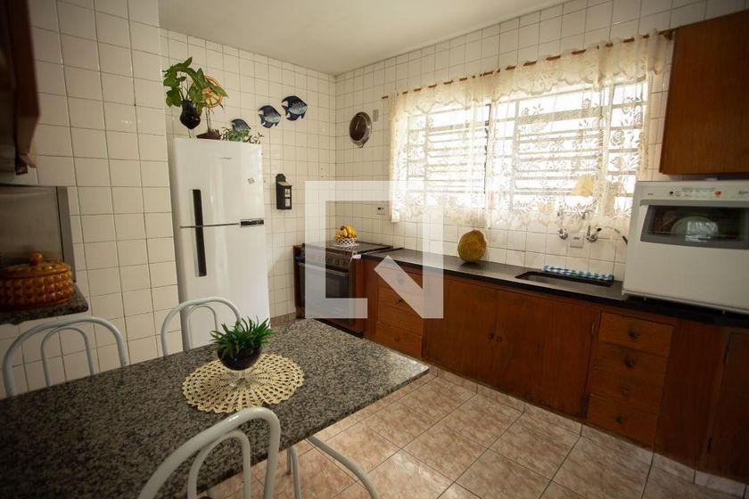 Casa à Venda – Mandaqui, 4 Quartos, 700 m² – São Paulo