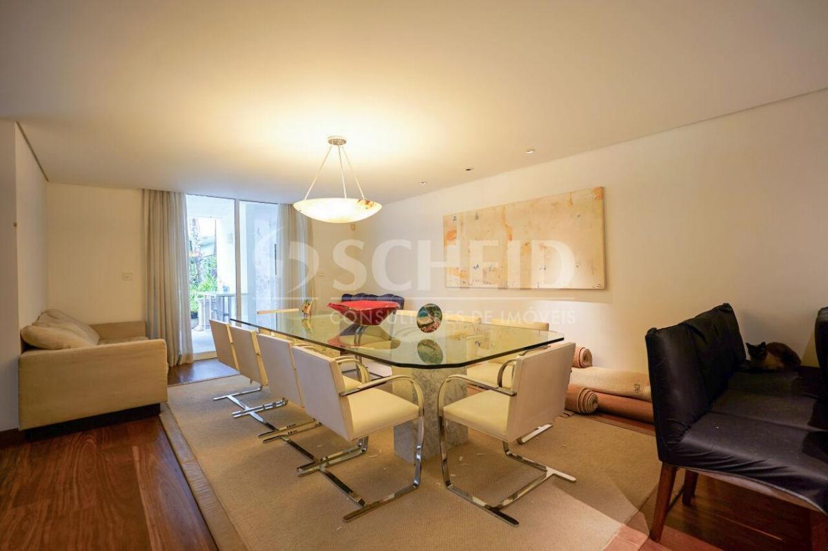 Casa para locação no Jardim dos Estados. 4 suítes, 4 vagas
