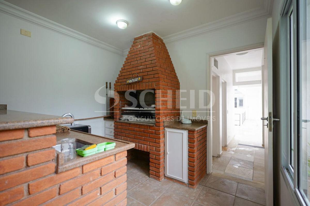 Casa para locação no Jardim dos Estados. 4 suítes, 4 vagas