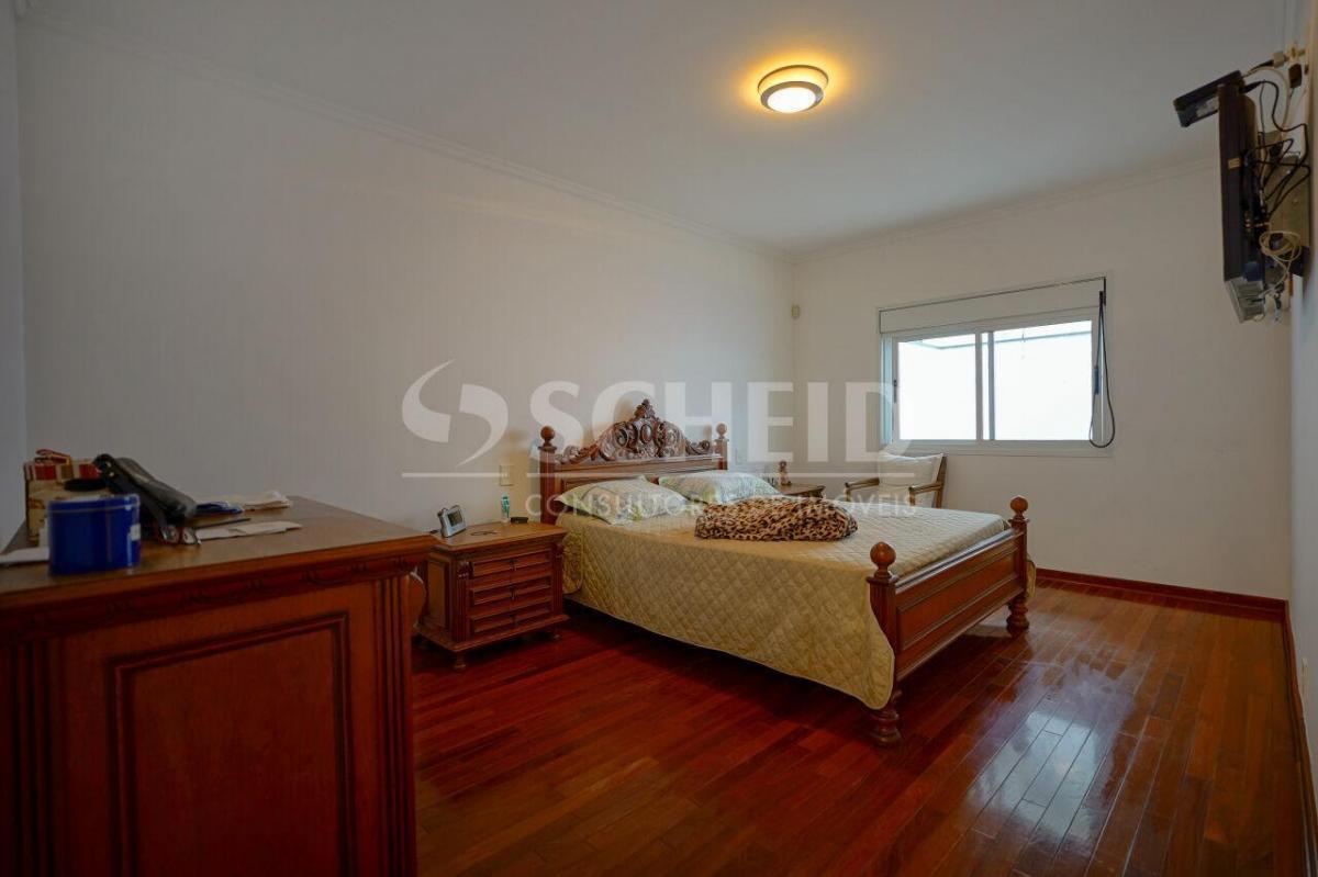 Casa para locação no Jardim dos Estados. 4 suítes, 4 vagas
