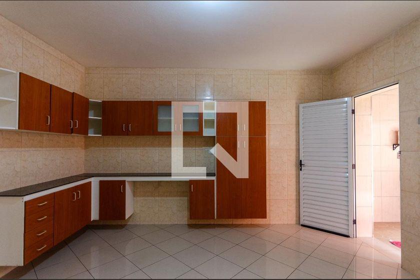 Casa à Venda – Freguesia do Ó, 2 Quartos, 120 m² – São Paulo