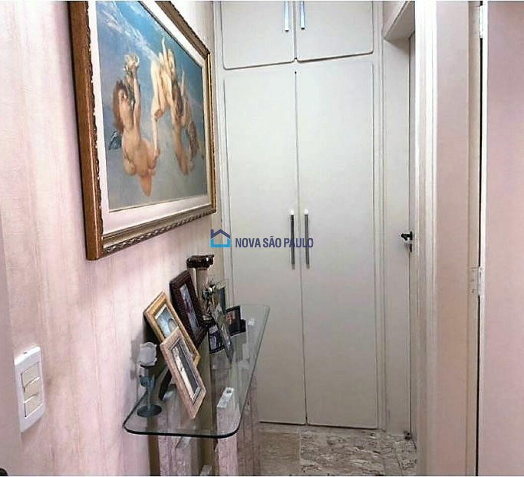 Venda. Moema Pássaros. Apartamento 117M². 3 quartos. 2 Vagas.