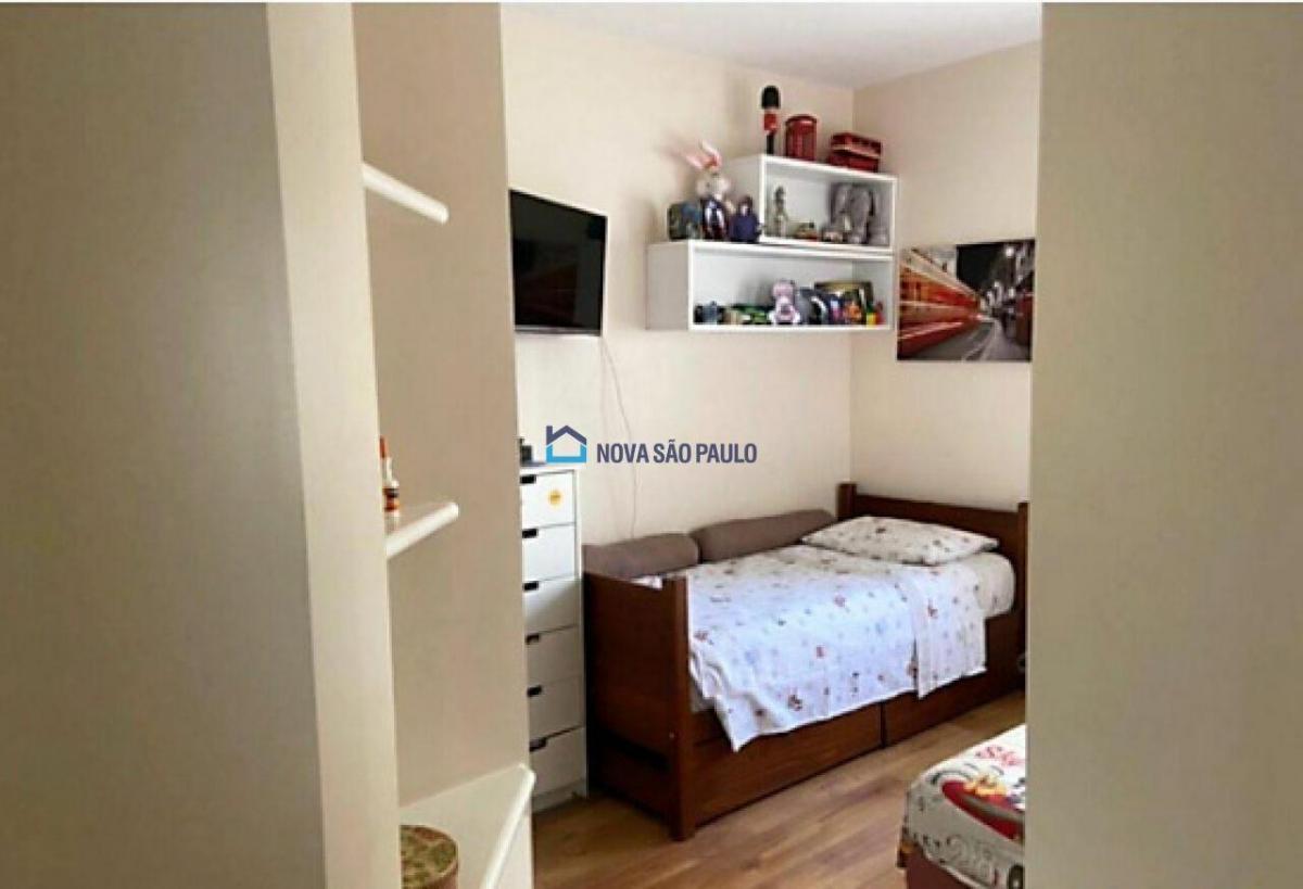 Venda. Moema Pássaros. Apartamento 117M². 3 quartos. 2 Vagas.