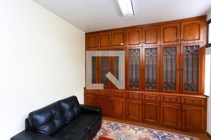 Casa à Venda – Jardim Guedala, 5 Quartos, 450 m² – São Paulo
