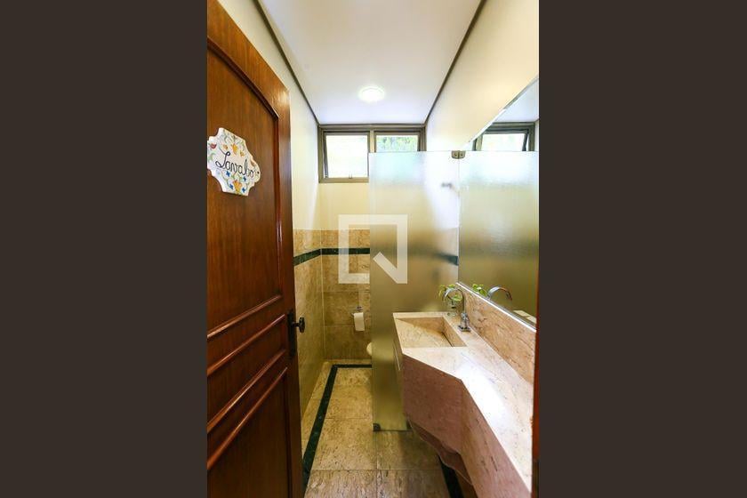 Casa à Venda – Jardim Guedala, 5 Quartos, 450 m² – São Paulo