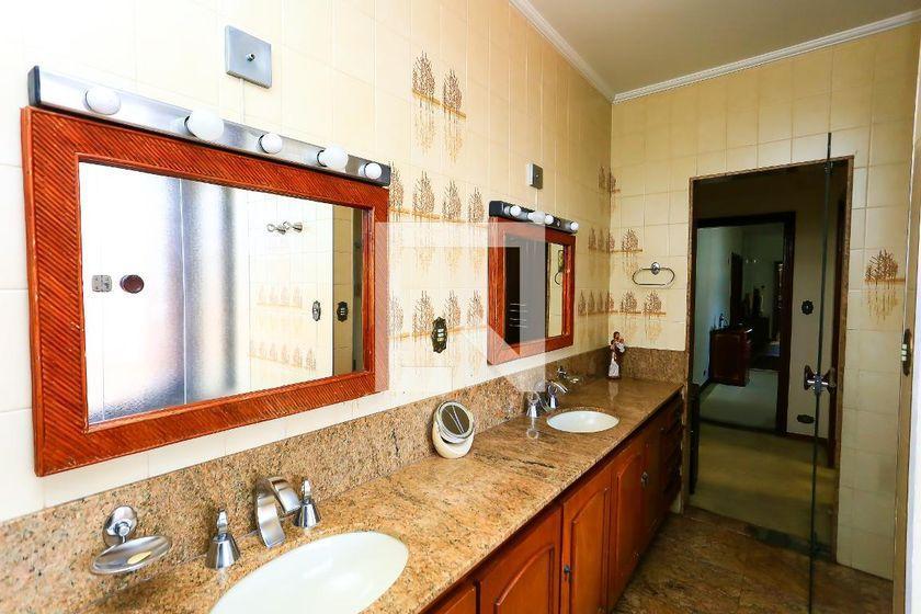 Casa à Venda – Jardim Guedala, 5 Quartos, 450 m² – São Paulo