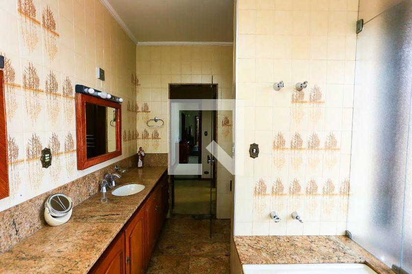 Casa à Venda – Jardim Guedala, 5 Quartos, 450 m² – São Paulo