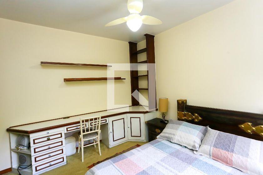 Casa à Venda – Jardim Guedala, 5 Quartos, 450 m² – São Paulo