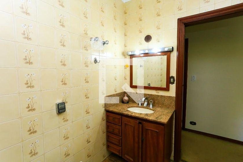 Casa à Venda – Jardim Guedala, 5 Quartos, 450 m² – São Paulo