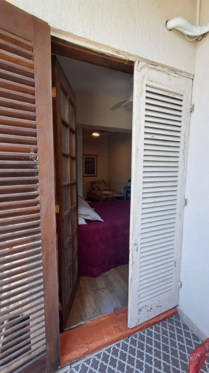 Casa de Vila em bairro nobre, 205m², 4 suítes Perdizes – São Paulo – SP.