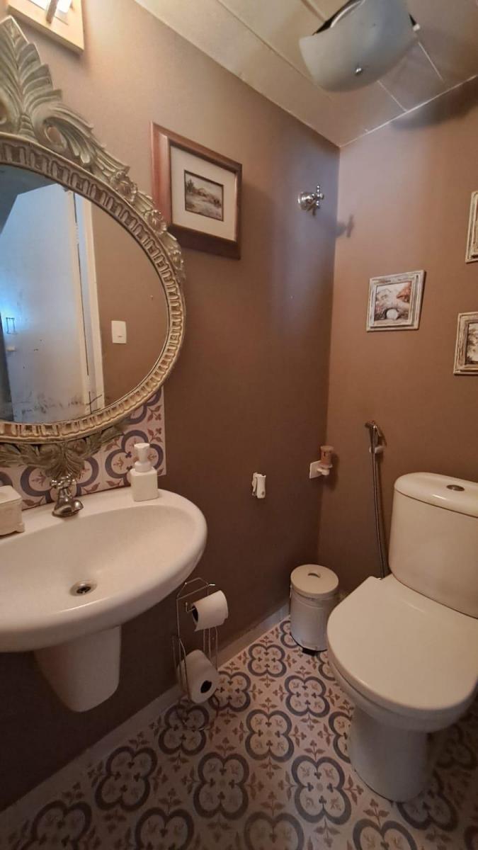 Casa de Vila em bairro nobre, 205m², 4 suítes Perdizes – São Paulo – SP.