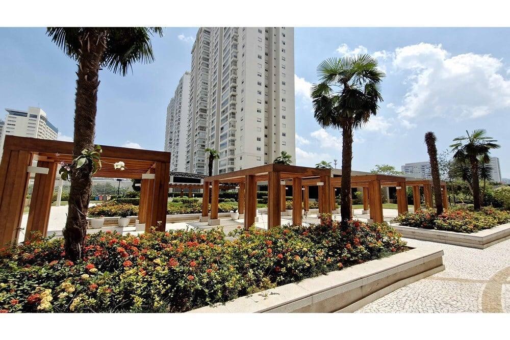 Apartamento de alto padrão em Santo Amaro, São Paulo-SP: 2 quartos, 1 suíte, 2 salas, 3 banheiros, 2