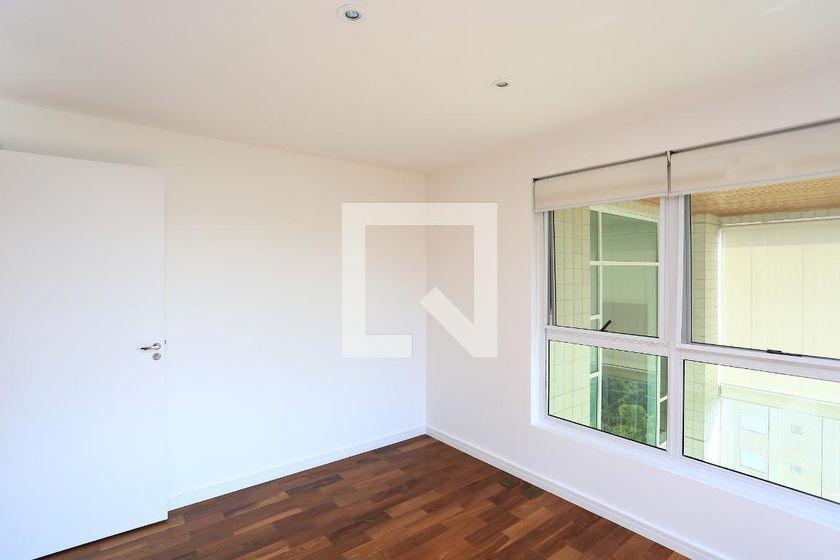 Apartamento à Venda – Panamby, 3 Quartos, 253 m² – São Paulo