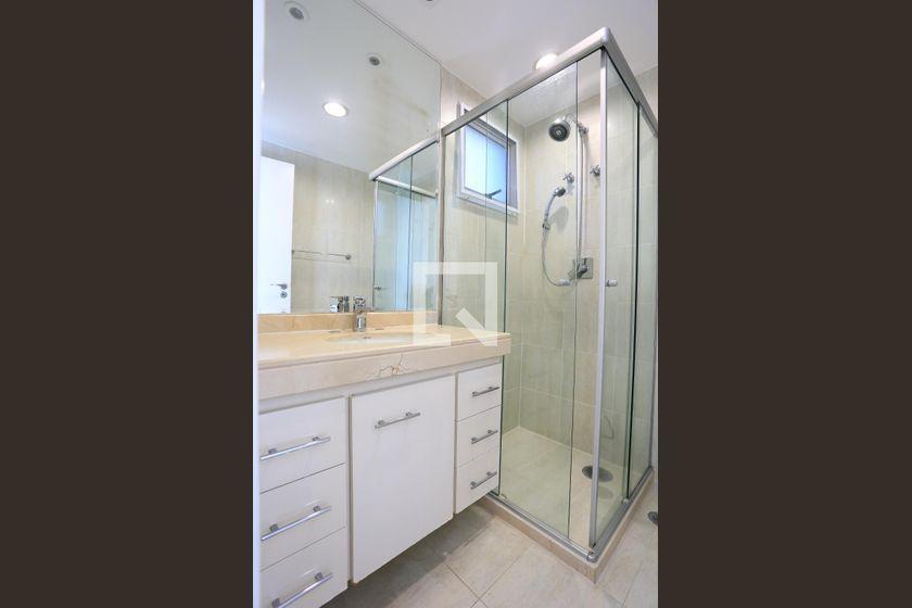 Apartamento à Venda – Panamby, 3 Quartos, 253 m² – São Paulo
