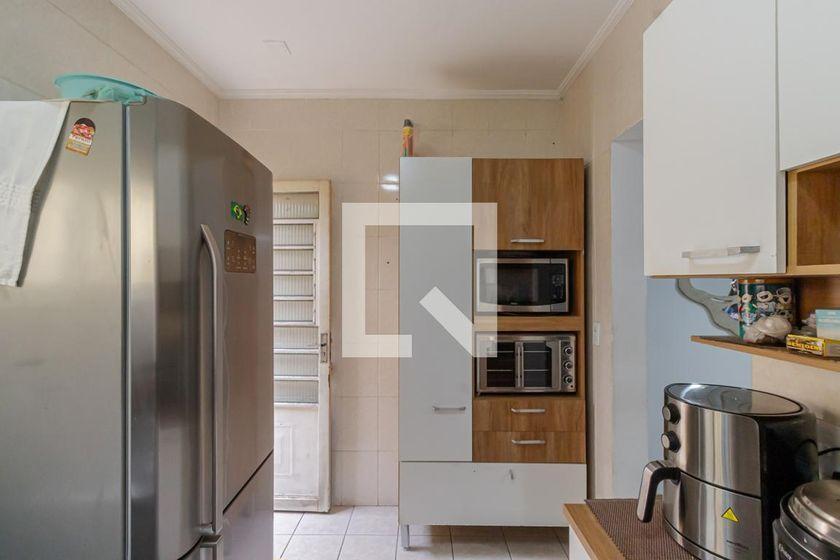 Casa à Venda – Moema, 2 Quartos, 66 m² – São Paulo