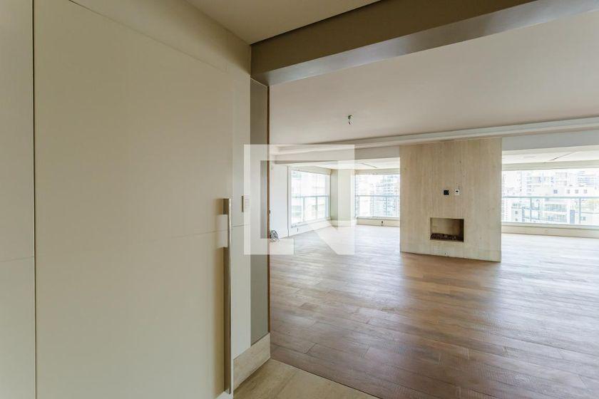 Apartamento à Venda – Moema, 4 Quartos, 335 m² – São Paulo