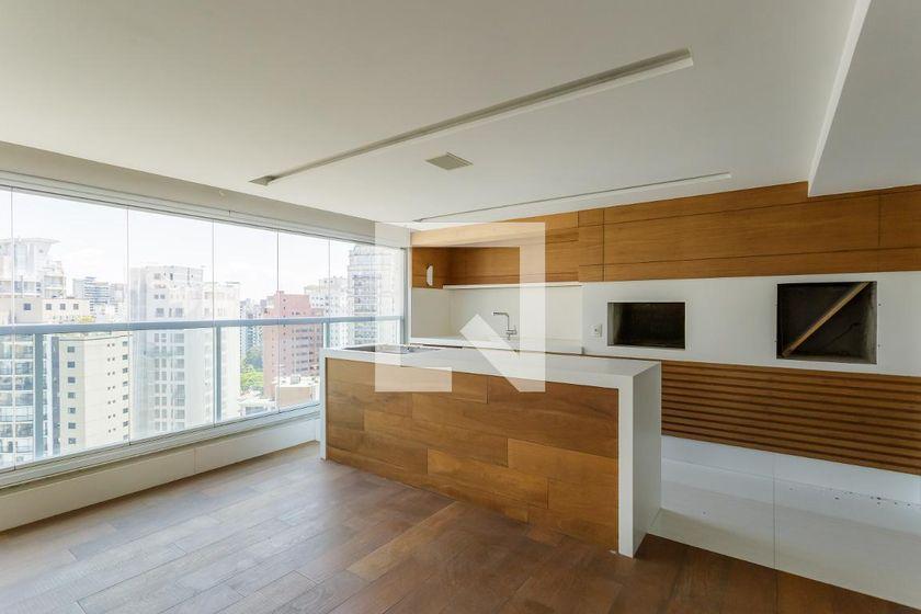 Apartamento à Venda – Moema, 4 Quartos, 335 m² – São Paulo