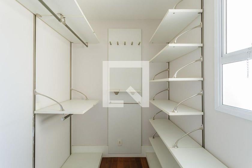 Apartamento à Venda – Moema, 4 Quartos, 335 m² – São Paulo