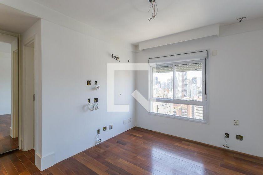 Apartamento à Venda – Moema, 4 Quartos, 335 m² – São Paulo