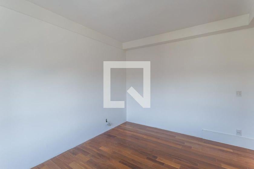 Apartamento à Venda – Moema, 4 Quartos, 335 m² – São Paulo