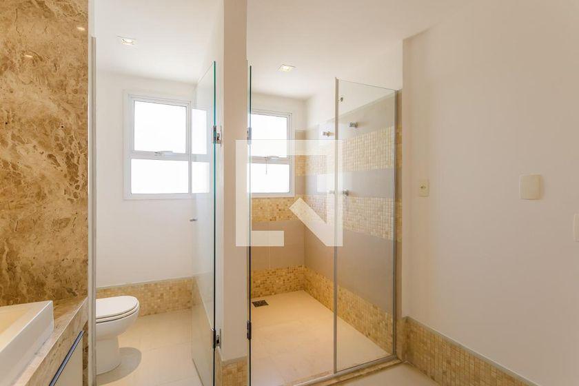 Apartamento à Venda – Moema, 4 Quartos, 335 m² – São Paulo