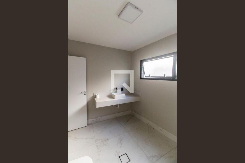 Casa à Venda – Jardim Paulista, 4 Quartos, 400 m² – São Paulo