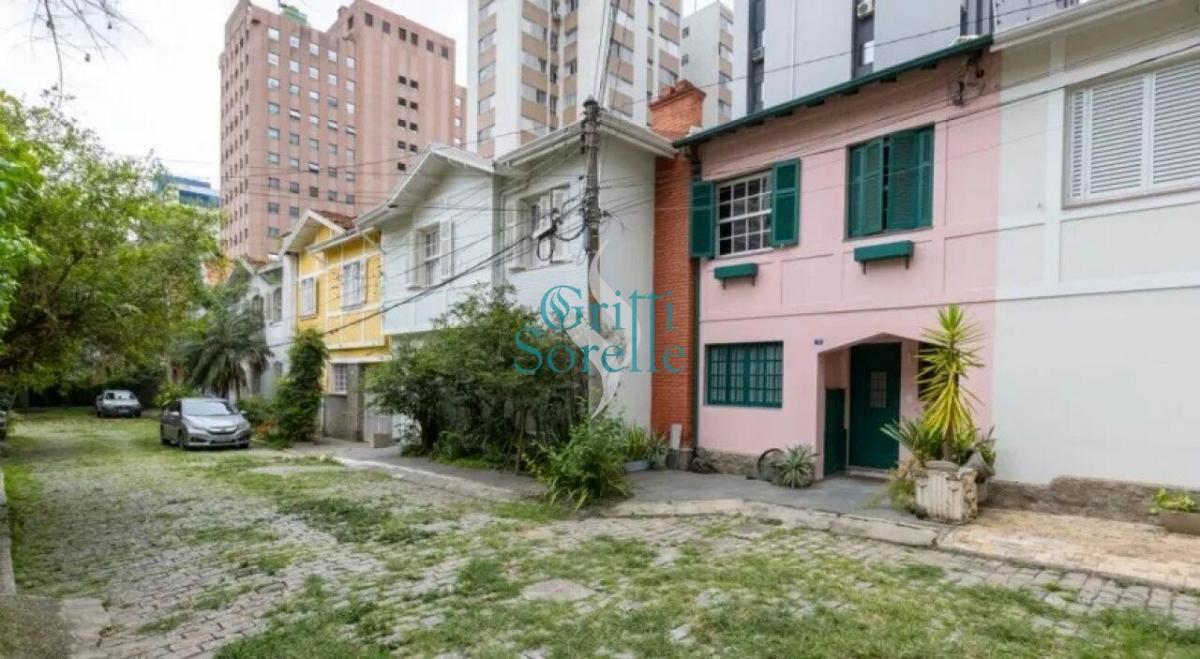 Casa de Vila à Venda em Jardim Paulista – São Paulo/SP.