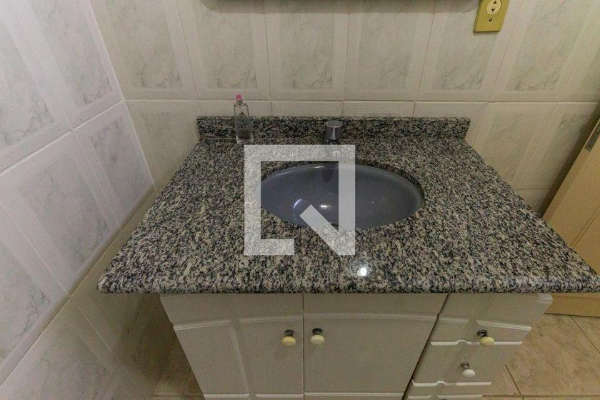Casa à Venda – Vila Carrão, 2 Quartos, 75 m² – São Paulo