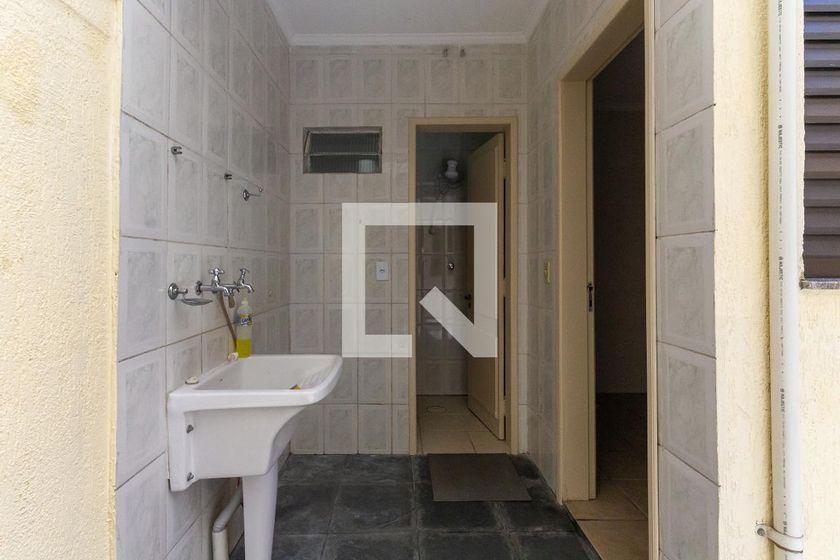 Casa à Venda – Vila Carrão, 2 Quartos, 75 m² – São Paulo