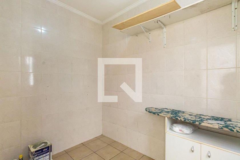 Casa à Venda – Vila Carrão, 2 Quartos, 75 m² – São Paulo