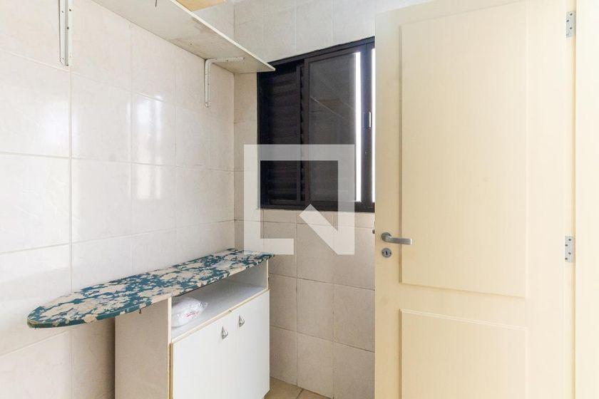 Casa à Venda – Vila Carrão, 2 Quartos, 75 m² – São Paulo