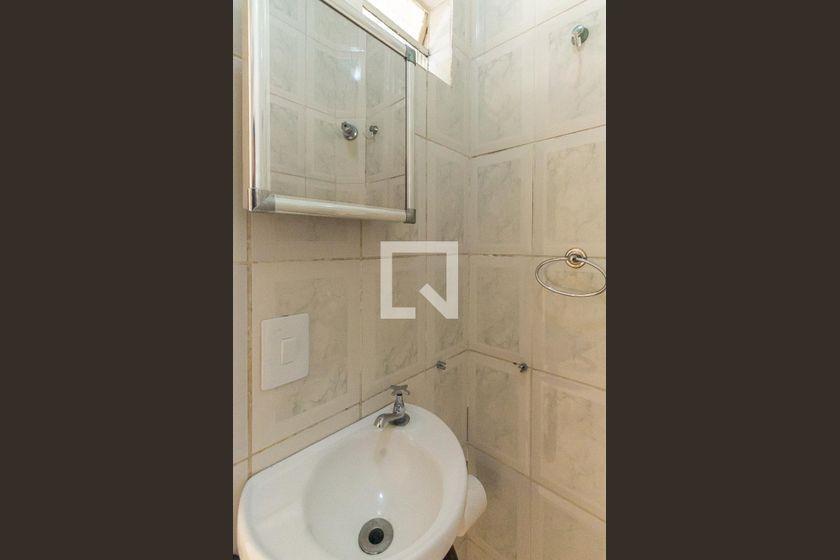 Casa à Venda – Vila Carrão, 2 Quartos, 75 m² – São Paulo
