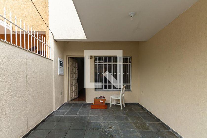 Casa à Venda – Vila Carrão, 2 Quartos, 75 m² – São Paulo