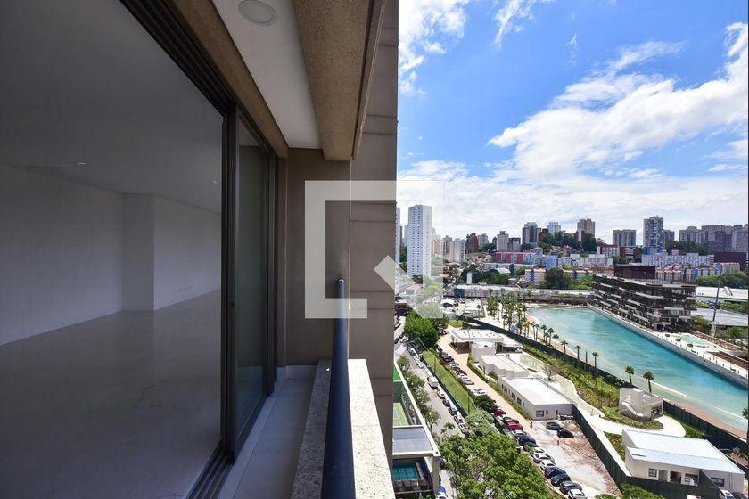 Apartamento à Venda – Real Parque, 3 Quartos, 233 m² – São Paulo