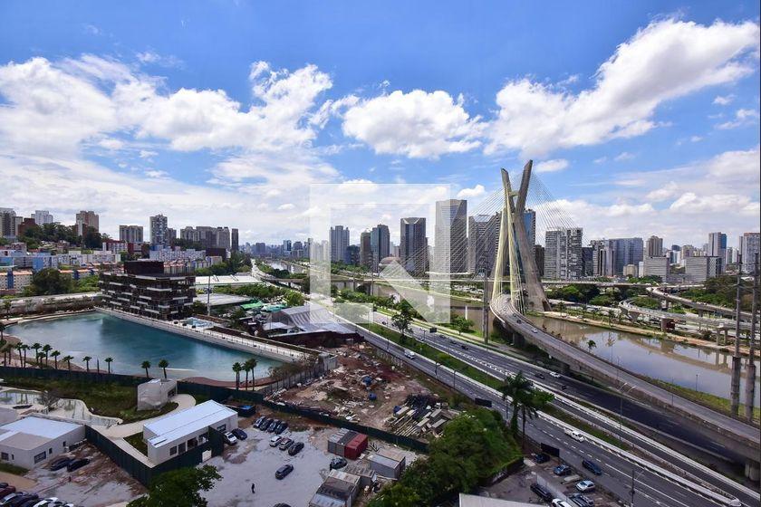 Apartamento à Venda – Real Parque, 3 Quartos, 233 m² – São Paulo