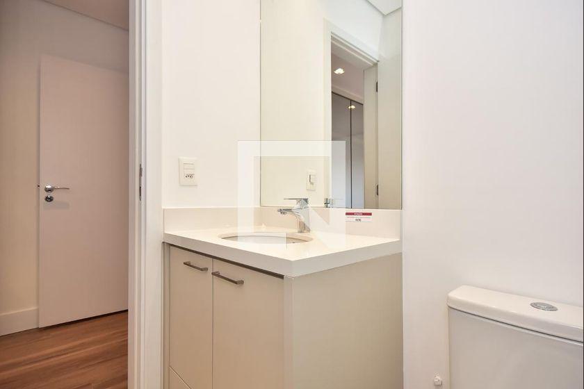 Apartamento à Venda – Real Parque, 3 Quartos, 233 m² – São Paulo