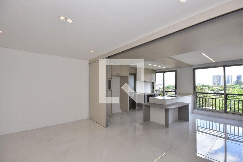Apartamento à Venda – Real Parque, 3 Quartos, 233 m² – São Paulo