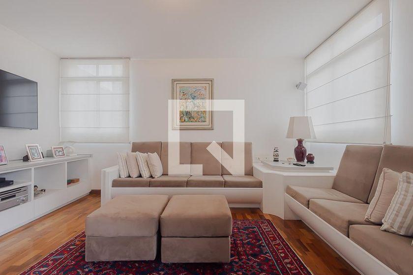 Apartamento à Venda – Jardim Paulista, 4 Quartos, 258 m² – São Paulo